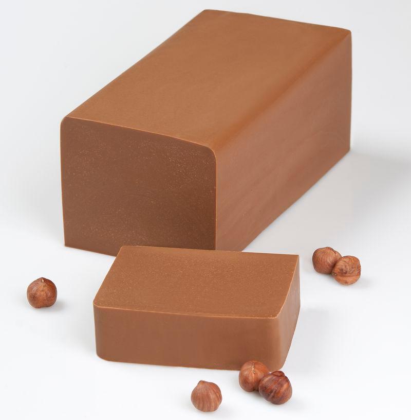 Barres de nougat aux noisettes bio au sucre de canne 2,5kg
